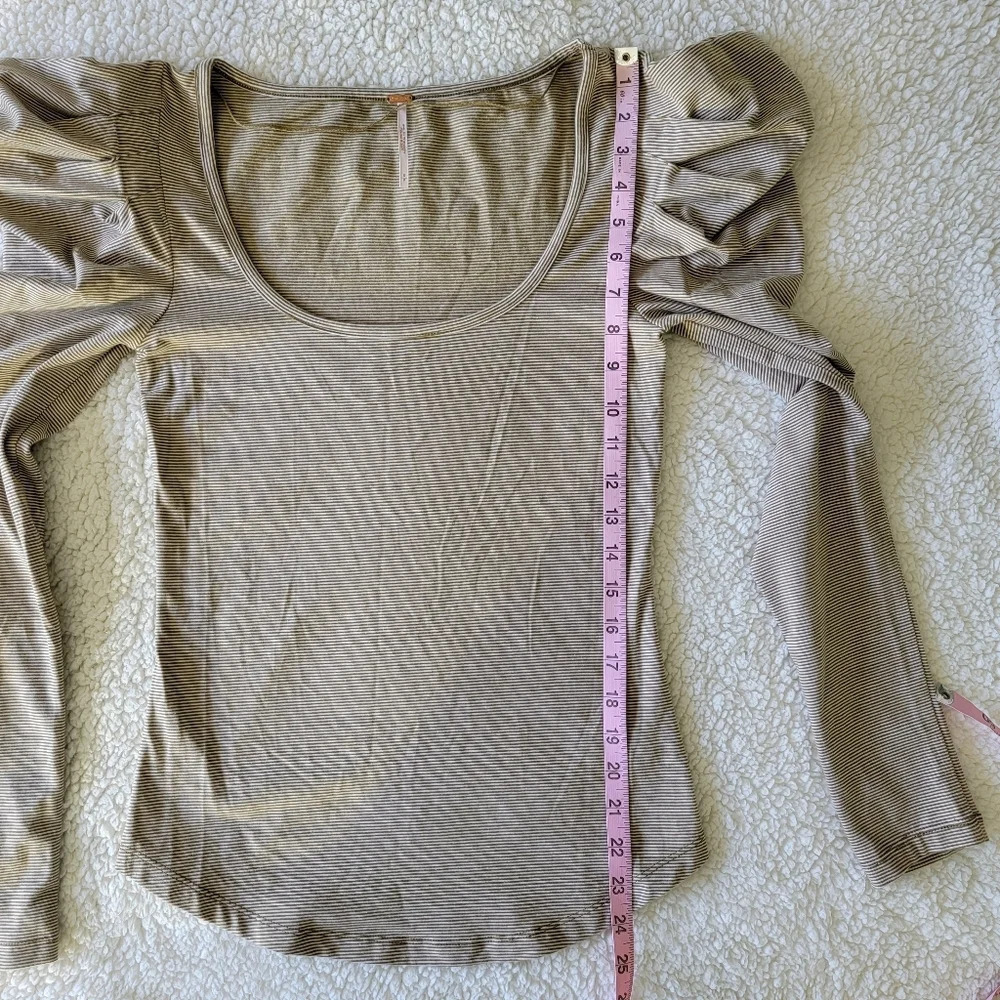 Free People Penelope Ruffle Shoulder Tan White Striped Long Sleeve Shirt Size S - Picture 11 of 11
